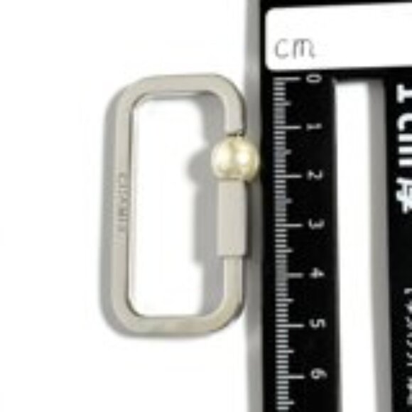 Chanel Women's Key Holder Ring Faux Pearl - Picture 4 of 9